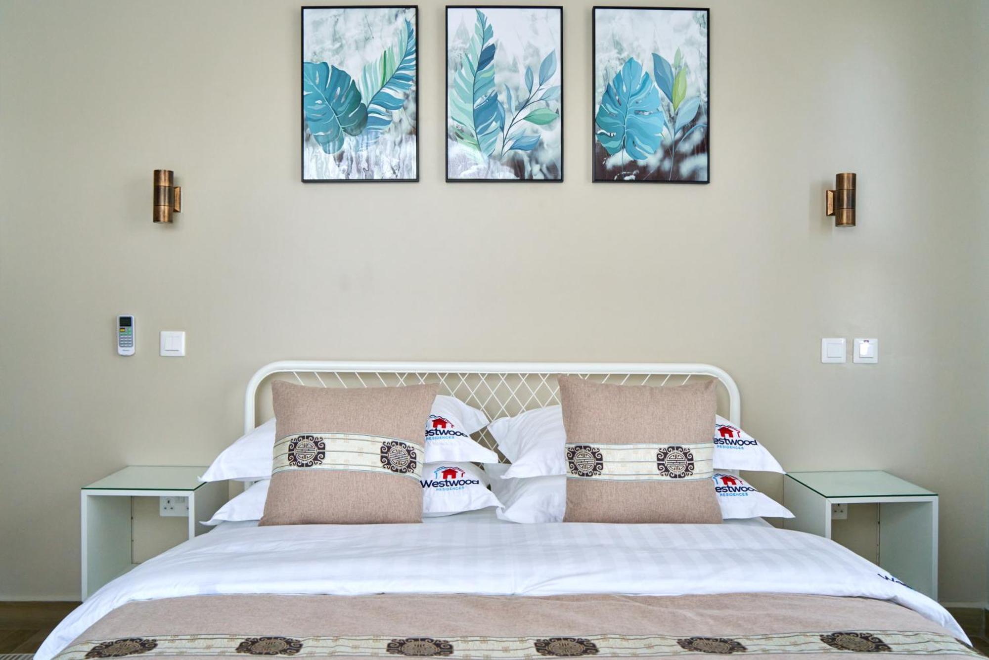Westwood Residences 阿鲁沙 外观 照片