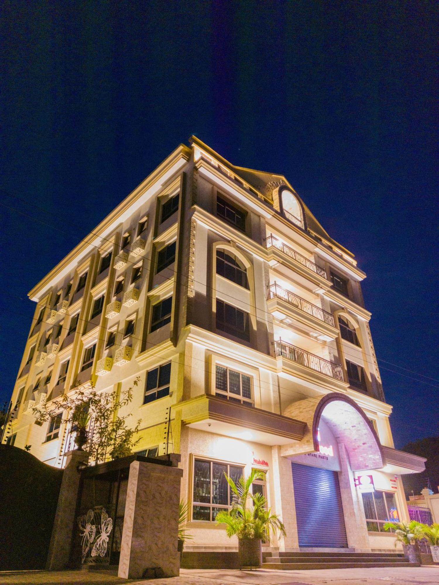 Westwood Residences 阿鲁沙 外观 照片