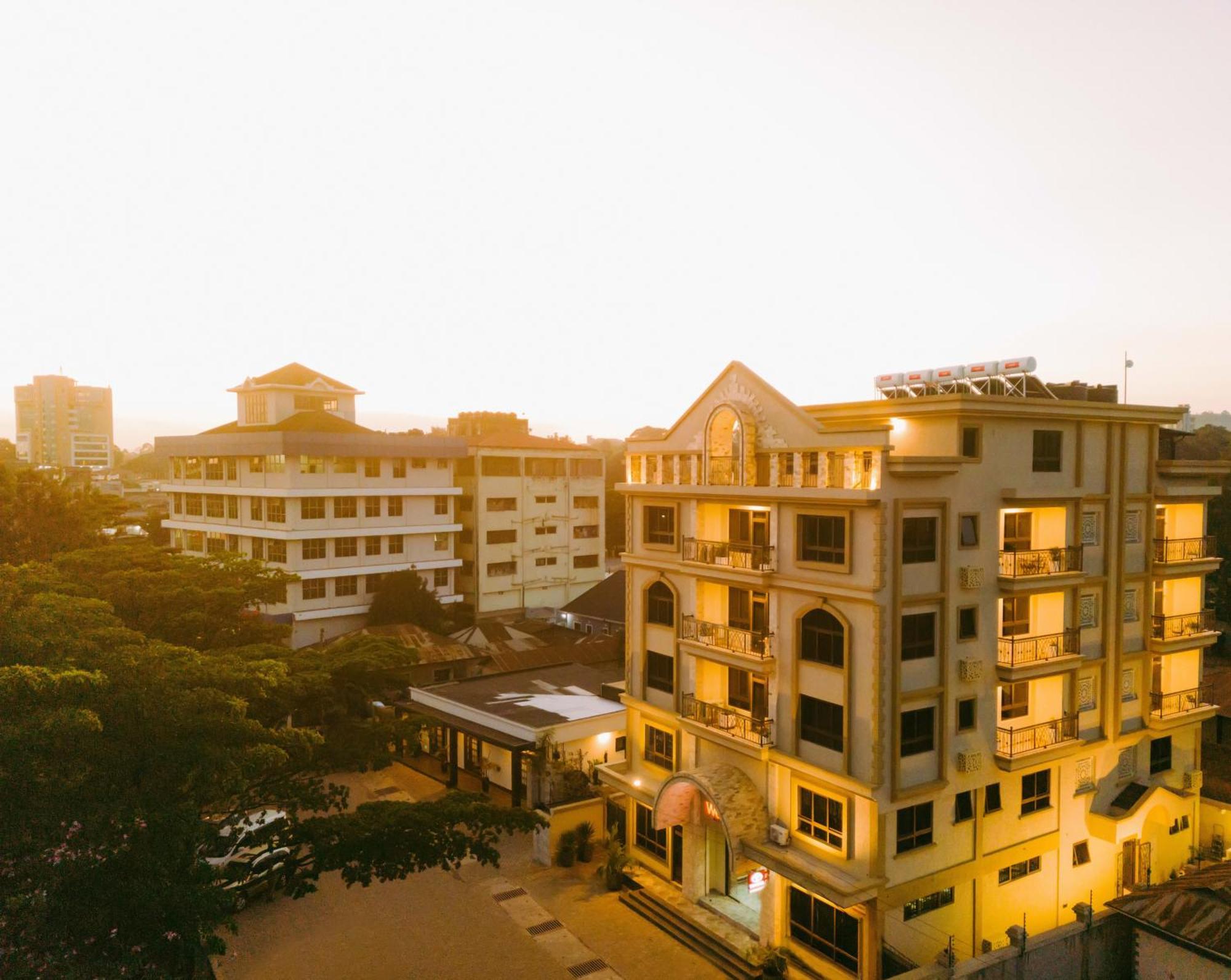 Westwood Residences 阿鲁沙 外观 照片