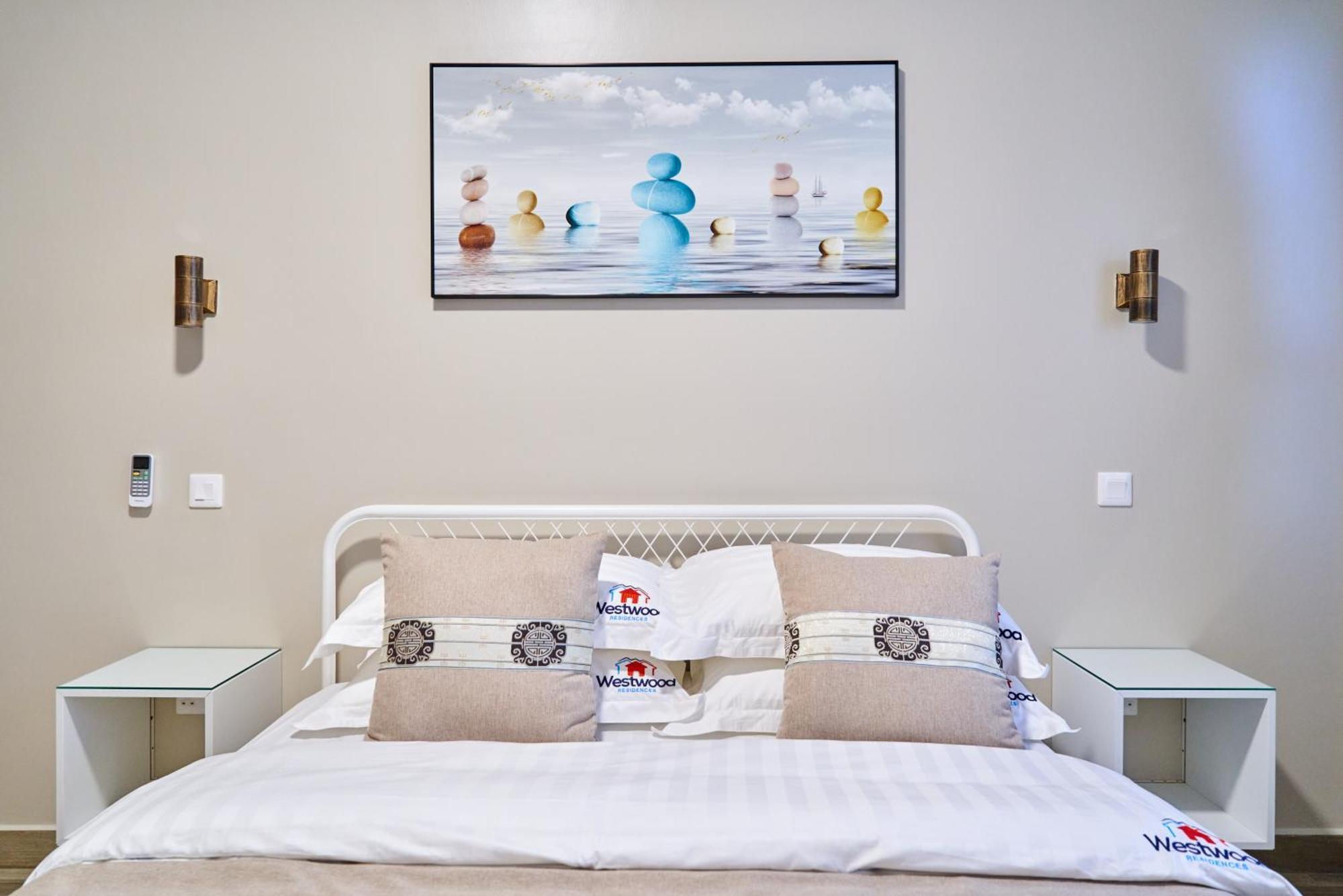 Westwood Residences 阿鲁沙 外观 照片